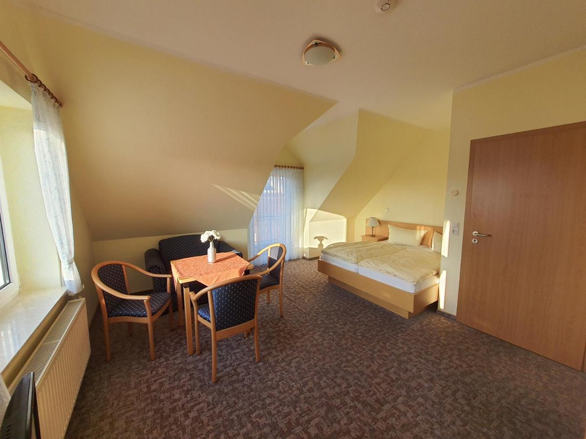 Landhaus Braband Ferienwohnungen - Gustav-Schoenleber-Weg 27 Cuxhaven Bagian luar foto